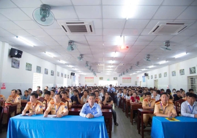 Học viên lái xe ô tô Thầy Tiến
